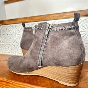 Women's Suede Ankle Boots - Brown